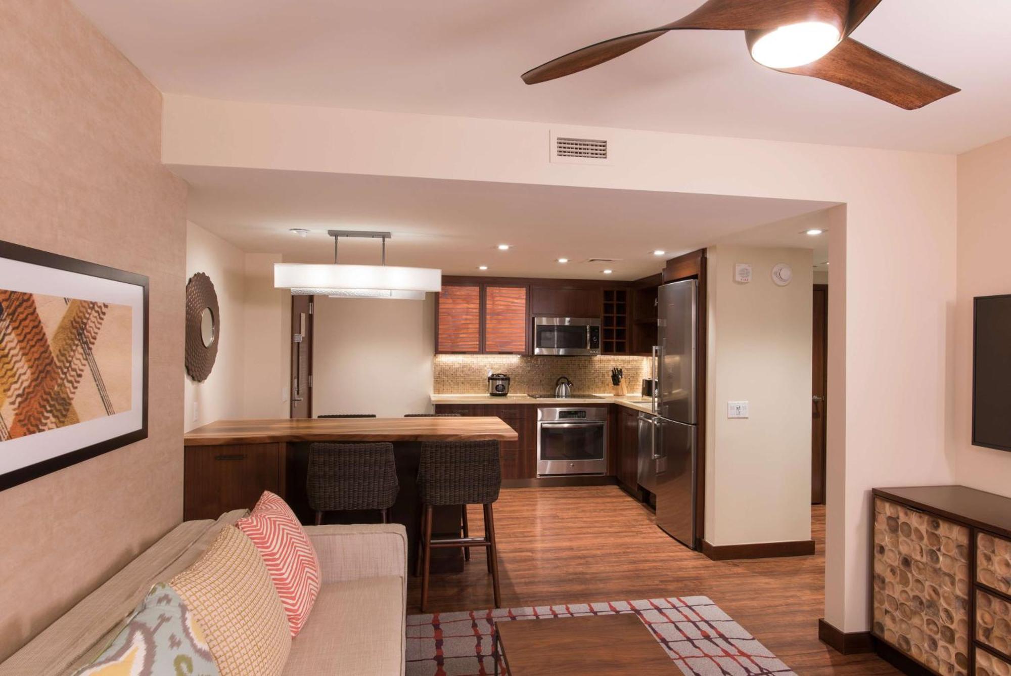 One-Bedroom Suite Two Double Beds Mountain View,1551653089:JPEG